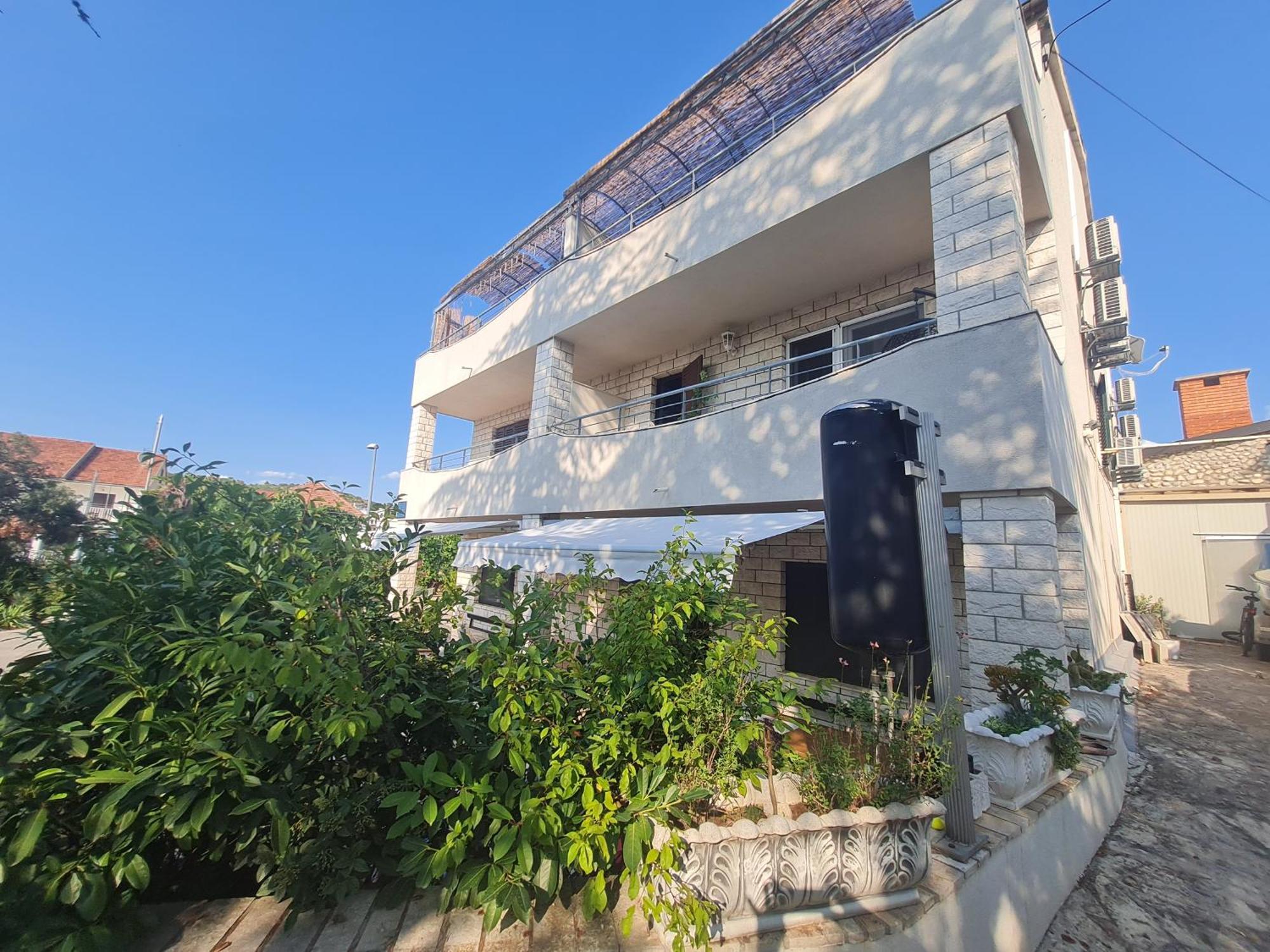 Apartments Lucija-Klara Brodarica  Esterno foto